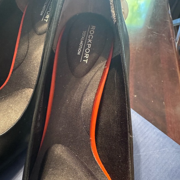ROCKPORT black leather pumps. Size 9.5 - Picture 3 of 7